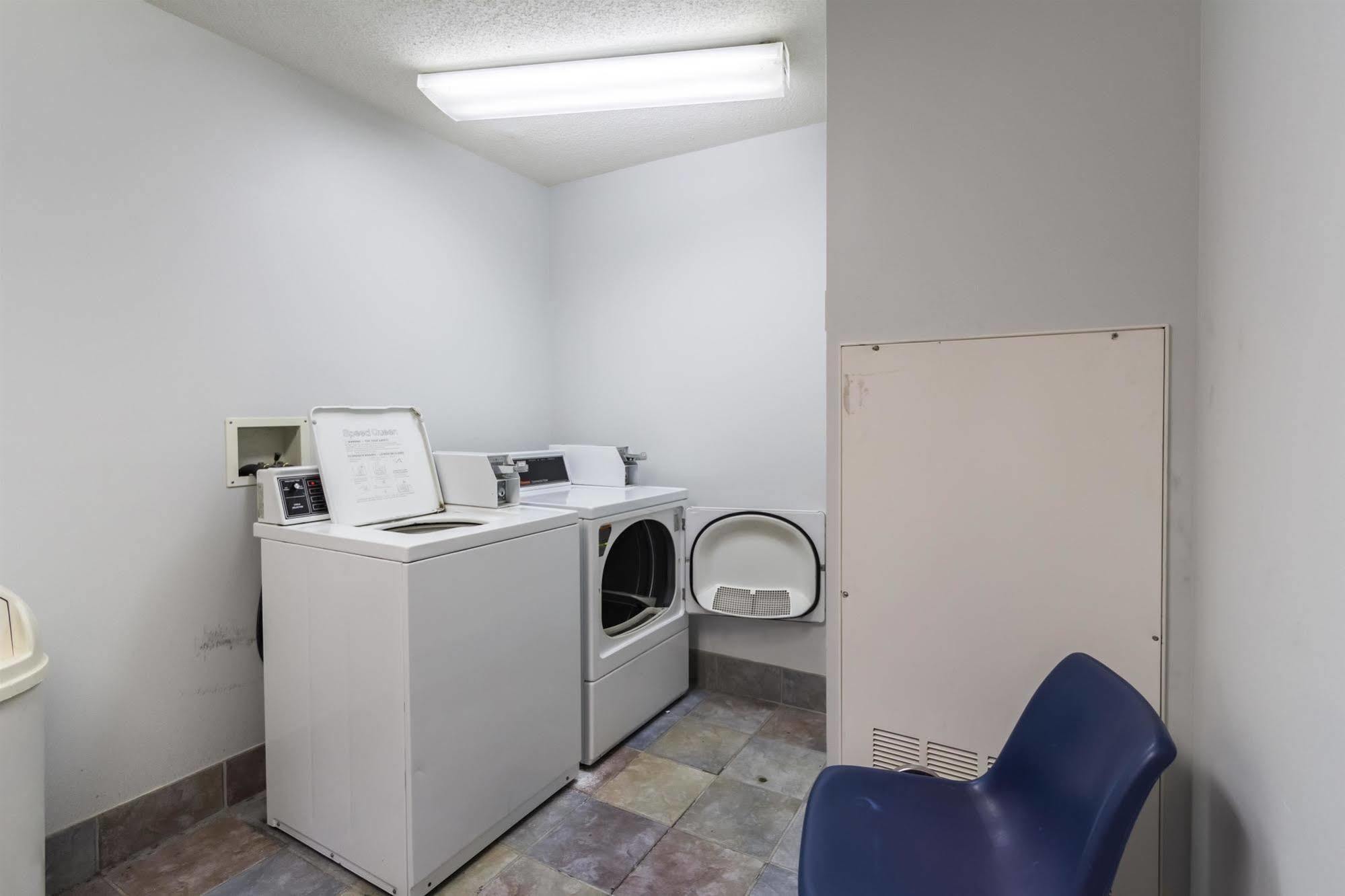 Motel 6-Milan, Oh - Sandusky Eksteriør bilde