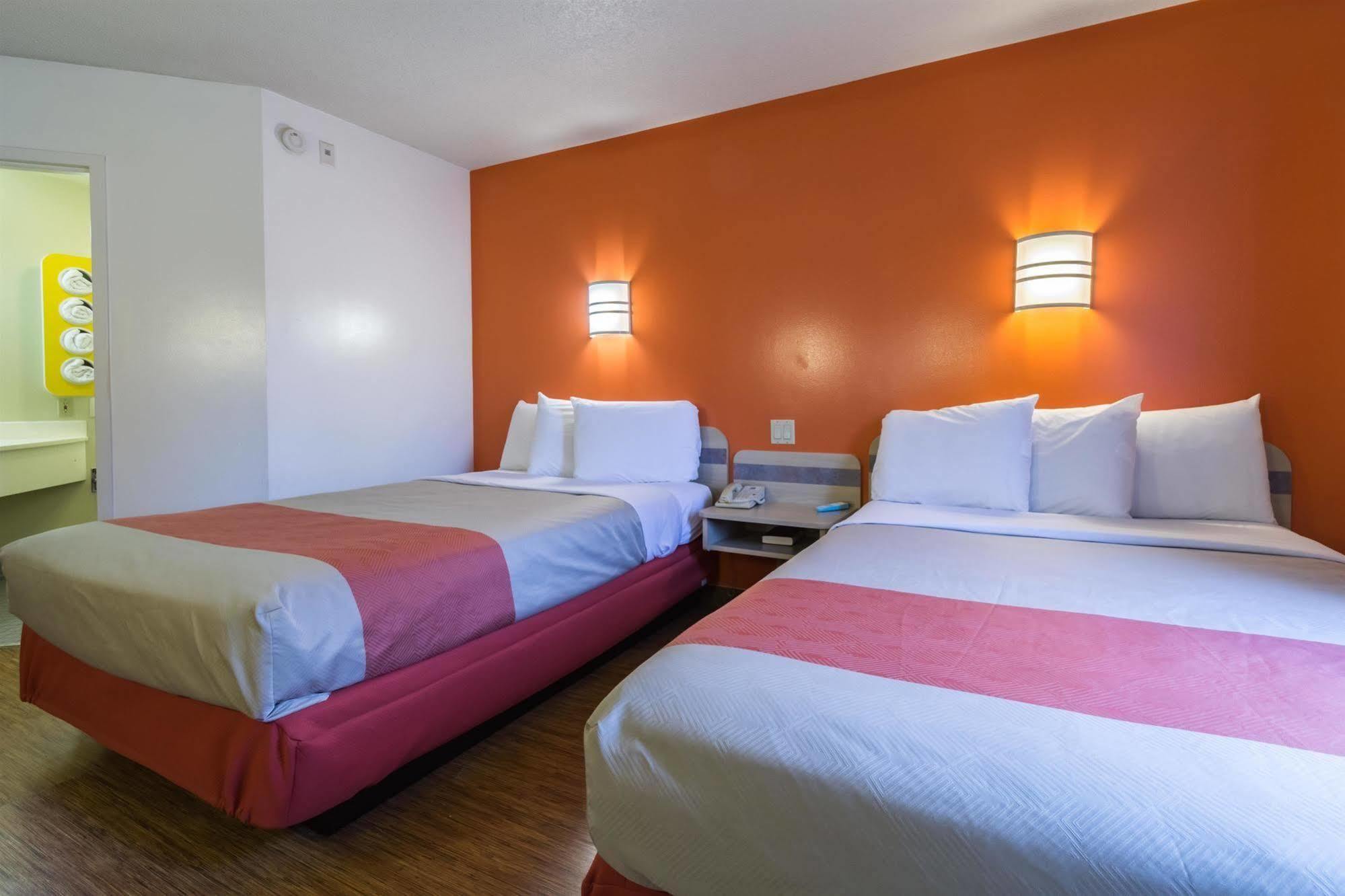 Motel 6-Milan, Oh - Sandusky Eksteriør bilde