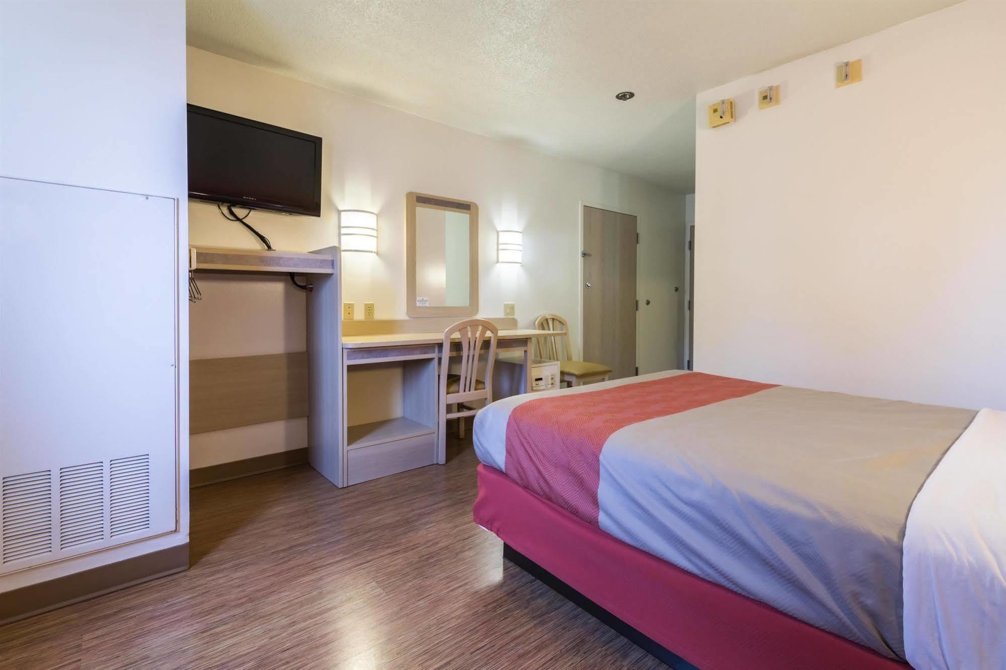 Motel 6-Milan, Oh - Sandusky Eksteriør bilde